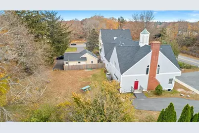 70 Main Street, Lynnfield, MA 01940 - Photo 9