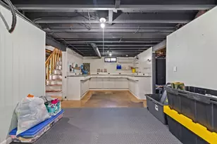 323 Southwick Rd, Westfield, MA 01085 - Photo 23