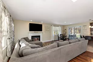 19 Oakbluff Rd, Bourne, MA 02562 - Photo 17