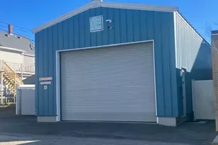 17 Meadow St, Salem, MA 01970 - Photo 1