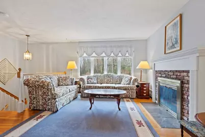 23 Bentley Ln, Chelmsford, MA 01824 - Photo 3