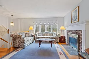 23 Bentley Ln, Chelmsford, MA 01824 - Photo 3