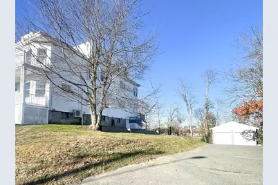 21 Crest Ave #1, Chelsea, MA 02150 - Photo 3