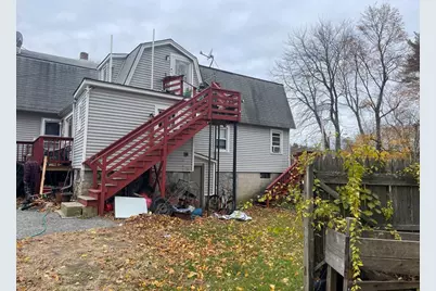 10 Edwards St, Dracut, MA 01826 - Photo 11