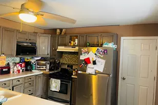 10 Edwards St, Dracut, MA 01826 - Photo 3