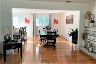 15 Sycamore Rd, Wakefield, MA 01880 - Photo 5