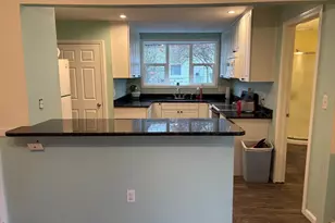 67 Perkins St, Springfield, MA 01118 - Photo 11