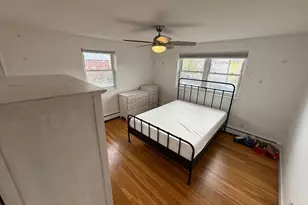 21 Warren, Waltham, MA 02453 - Photo 5