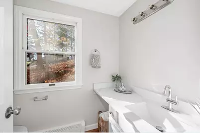 92 Milner St, Waltham, MA 02451 - Photo 11