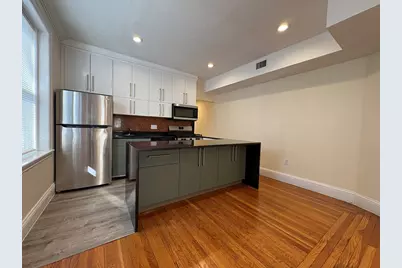 73 Thatcher St #301, Brookline, MA 02446 - Photo 1