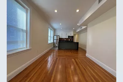 73 Thatcher St #301, Brookline, MA 02446 - Photo 5