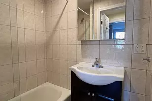 73 Thatcher St, Brookline, MA 02446 - Photo 11