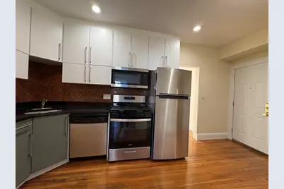 73 Thatcher St #202, Brookline, MA 02446 - Photo 3