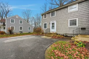 58a Laurel St, Greenfield, MA 01301 - Photo 3