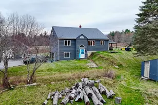 32 Hemlock St, Douglas, MA 01516 - Photo 1