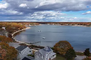 65 Cypress St, Falmouth, MA 02536 - Photo 15