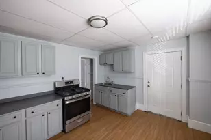 10 Sycamore, Worcester, MA 01608 - Photo 1