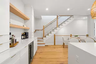 722 E 5th St, Boston, MA 02127 - Photo 7