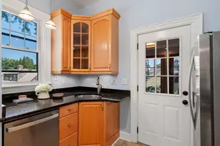 409 Atlantic Ave, Marblehead, MA 01945 - Photo 9