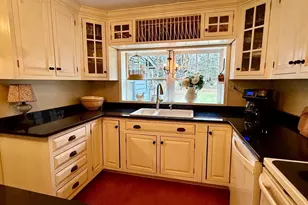 285 Brookfield Rd, Sturbridge, MA 01518 - Photo 9