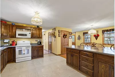 302 Ash St, Winchendon, MA 01475 - Photo 11