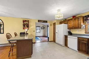 302 Ash St, Winchendon, MA 01475 - Photo 7