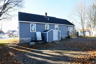 11 W Hawley St, Lawrence, MA 01843 - Photo 3