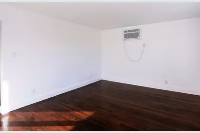 11 W Hawley Street, Lawrence, MA 01843 - Photo 23