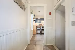 27 Oakland St, Watertown, MA 02472 - Photo 35