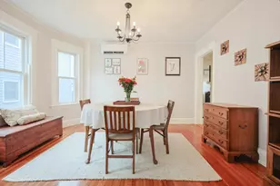 27 Oakland St, Watertown, MA 02472 - Photo 11