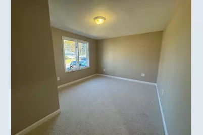 39 Neillian St #39, Bedford, MA 01730 - Photo 13