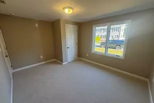 39 Neillian St, Bedford, MA 01730 - Photo 11