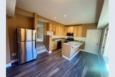 39 Neillian St #39, Bedford, MA 01730 - Photo 3