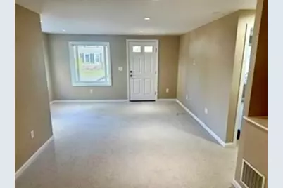 39 Neillian St #39, Bedford, MA 01730 - Photo 7