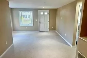 39 Neillian St, Bedford, MA 01730 - Photo 7