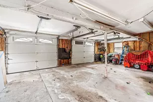 54 Shirley Ave, Lowell, MA 01854 - Photo 19