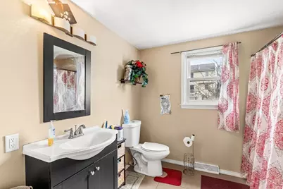 54 Shirley Ave, Lowell, MA 01854 - Photo 7