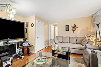 54 Shirley Ave, Lowell, MA 01854 - Photo 3