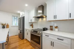 54 South St, Medford, MA 02155 - Photo 7