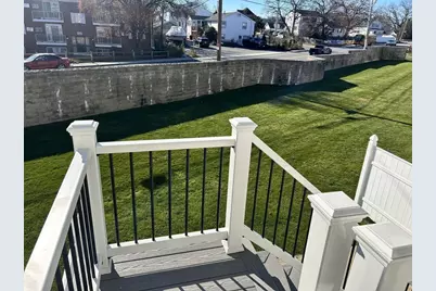 1975 Middlesex St #10, Lowell, MA 01851 - Photo 5