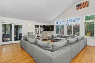 49 Lincoln St, Waltham, MA 02451 - Photo 11