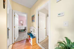 464 Bank St, Fall River, MA 02720 - Photo 7