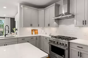 16 Lloyd Cir, Norton, MA 02766 - Photo 3