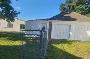 468 Springfield St, Agawam, MA 01001 - Photo 17