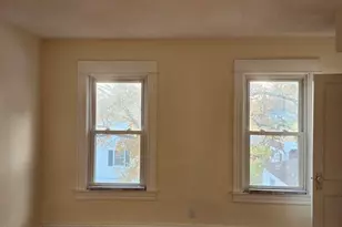 468 Springfield St, Agawam, MA 01001 - Photo 9