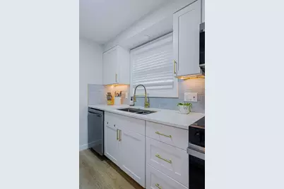 27 Silver Road #27, Everett, MA 02149 - Photo 3