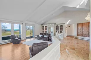 43 Sterling Pl, Bow, NH 03304 - Photo 7