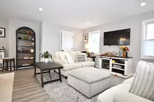 550 Spring St, Fall River, MA 02721 - Photo 9