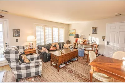 432 Humphrey Street #9, Swampscott, MA 01907 - Photo 5