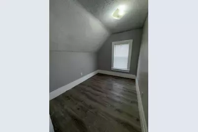 31 Merrill St, Lowell, MA 01852 - Photo 21